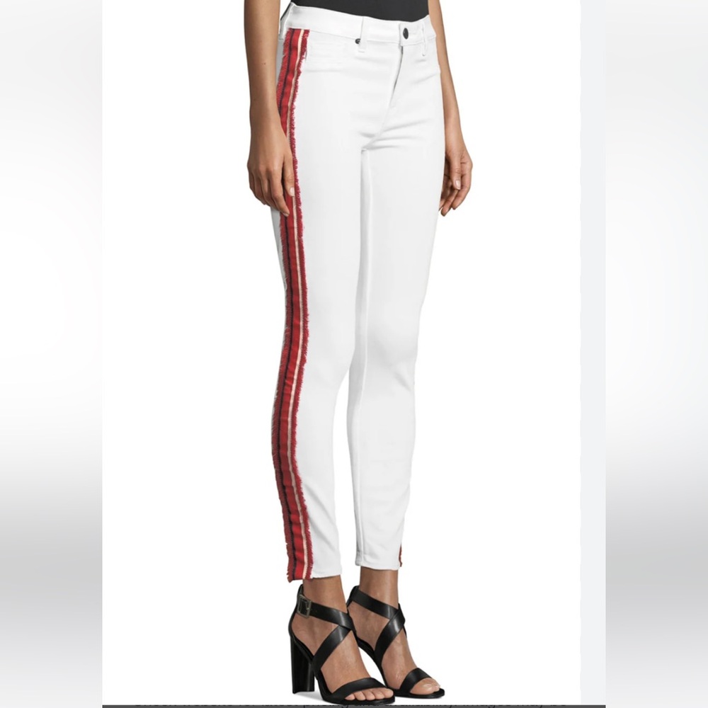 Parker Smith White and Red Ava Skinny Jeans Size 30
New with Tags
